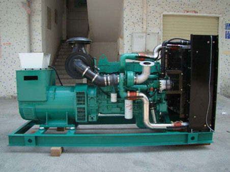 玛纳斯1100kw康明斯柴油发电机组